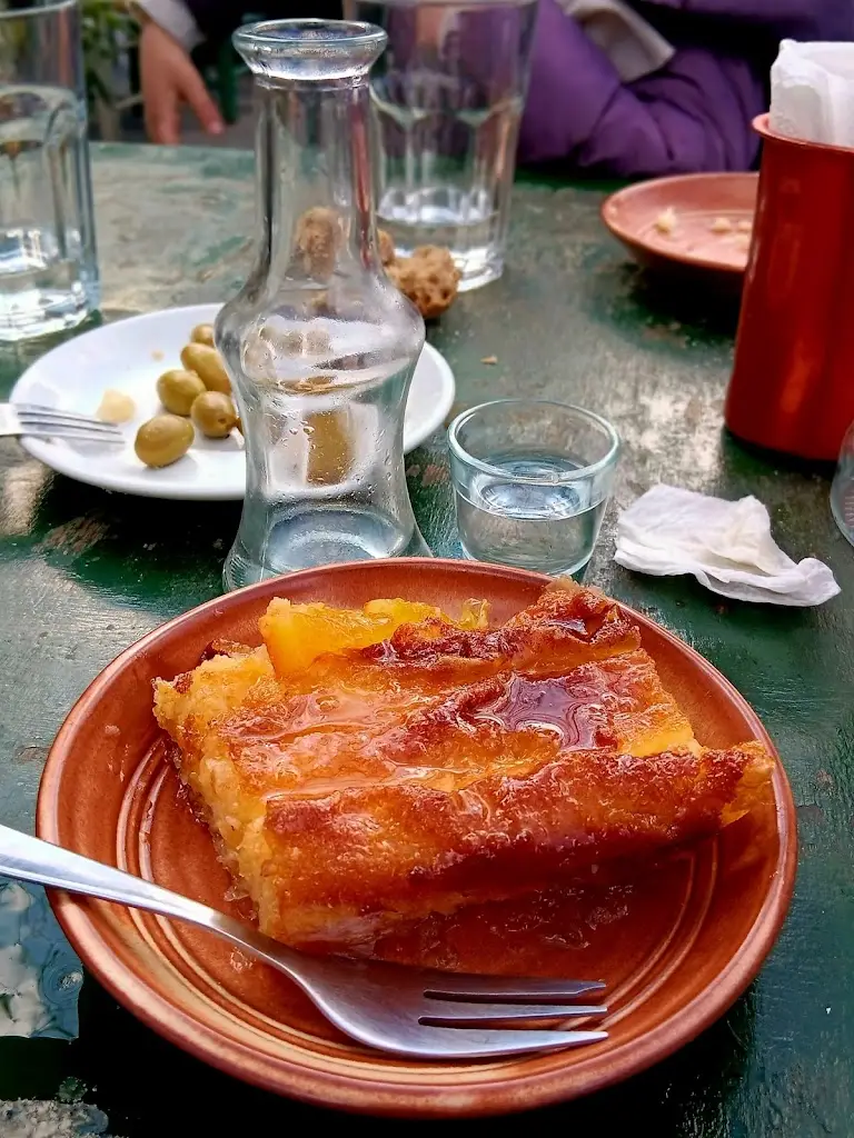 Menu_Ἡ Πλατεῖα τοῦ Συντάγματος (Καφενεῖον Σκουλᾶ)_Anógeia_image_7