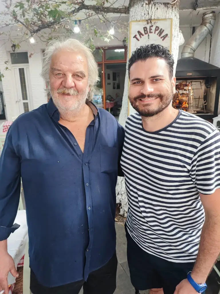 David De Pauw_Αεράκης Ο Ντολμάς_Anógeia_review