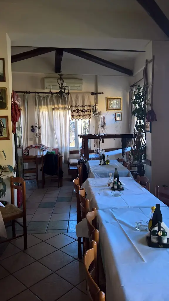 Ταβέρνα Μανουρά_Anógeia_slider_image_1