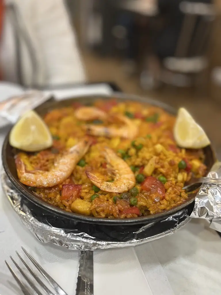 Στα Πεταλάδικα_Atsipópoulo_slider_image_2