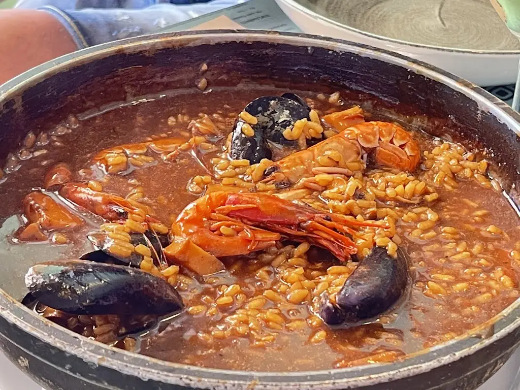 Ο Μανώλης_Atsipópoulo_slider_image_3