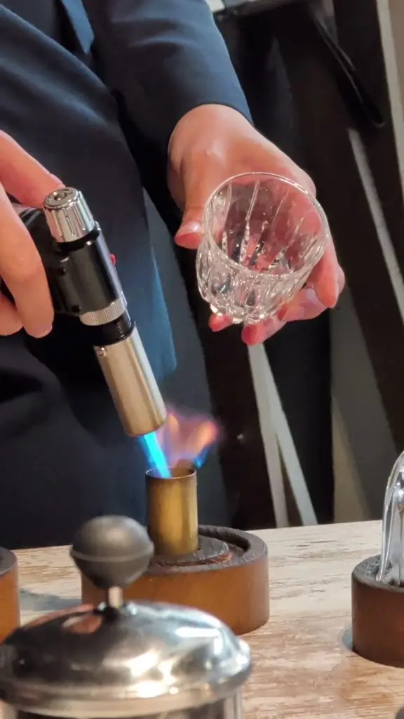 Katie McGarry_Sto Karfi Kai Sto Petalo_Atsipópoulo_avis