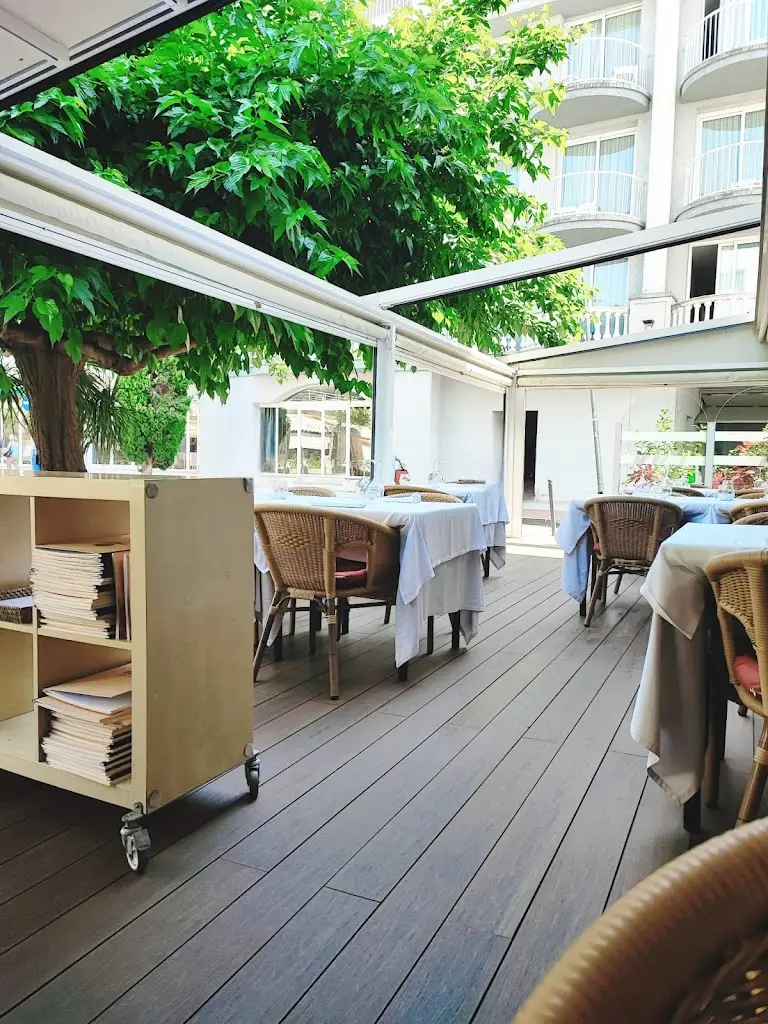 Colombo Kitchen & Bar Restaurant in Chaniá