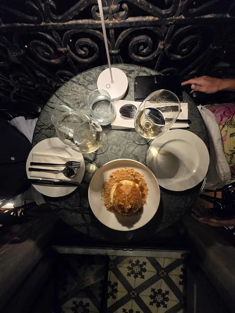 Matheus De Paula_PALLAS_Chaniá_reseña