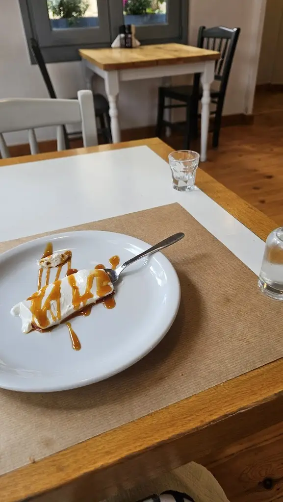 Sulekha S_Kouzina e.p.e._Chaniá_reseña