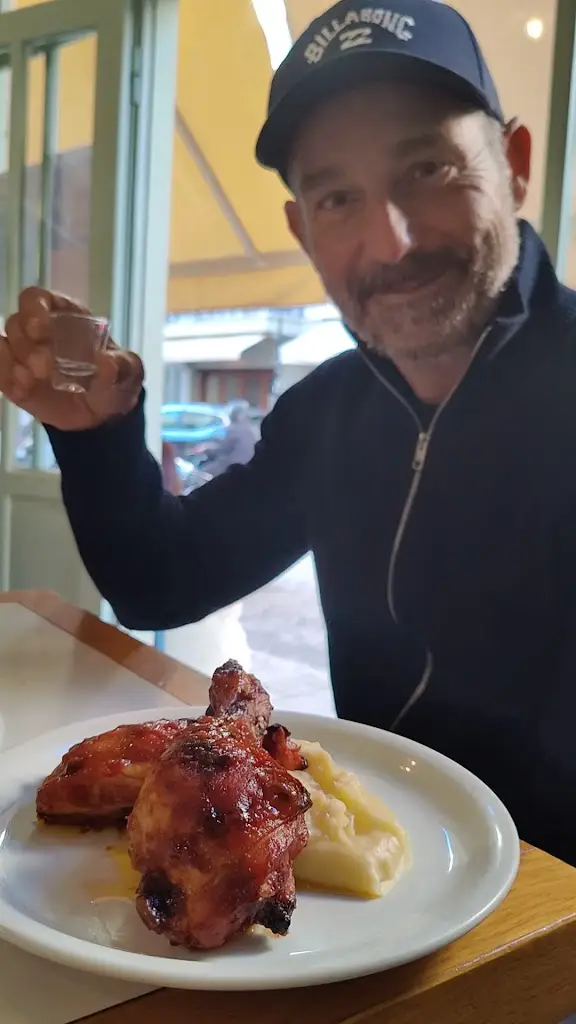 Kouzina e.p.e._Chaniá_slider_image_2