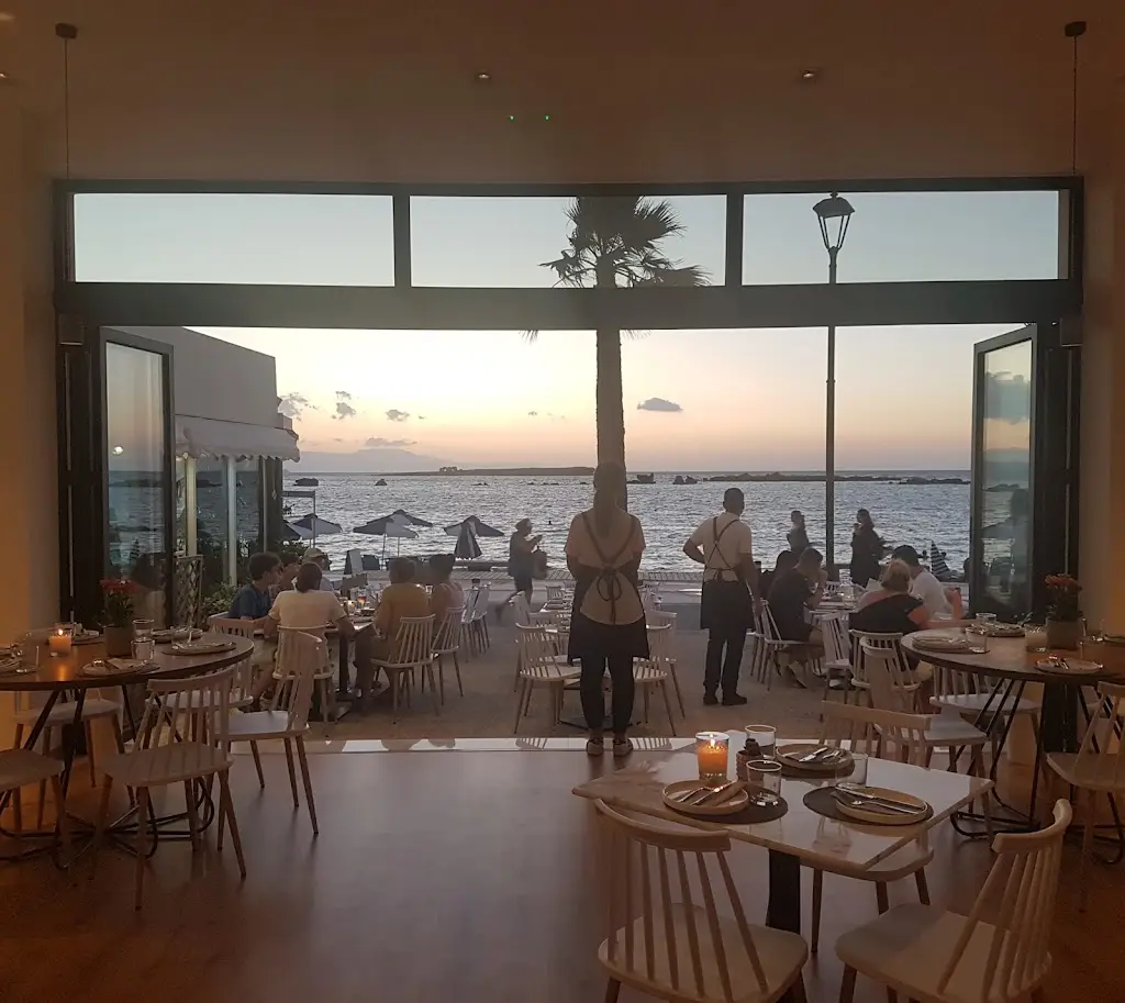 The Five Restaurant_Chaniá_slider_image_1