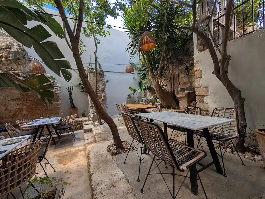 Astrea Garden_Chaniá_slider_image_3