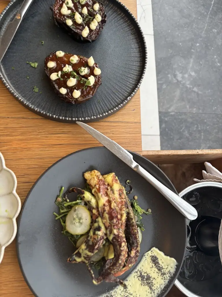 A B_Salis_Chaniá_review