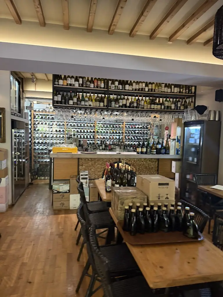 Kritamon Wine Restaurant_Chaniá_slider_image_3