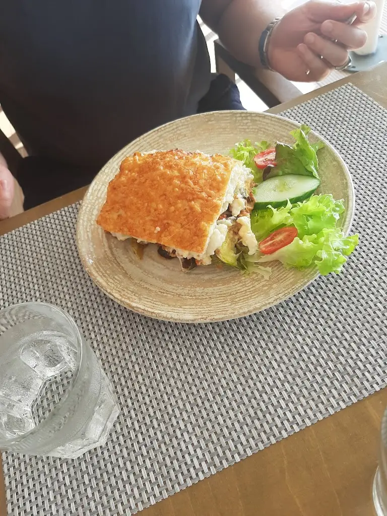 Menu_Golden Bay Bar Restaurant_Darátsos_image_5