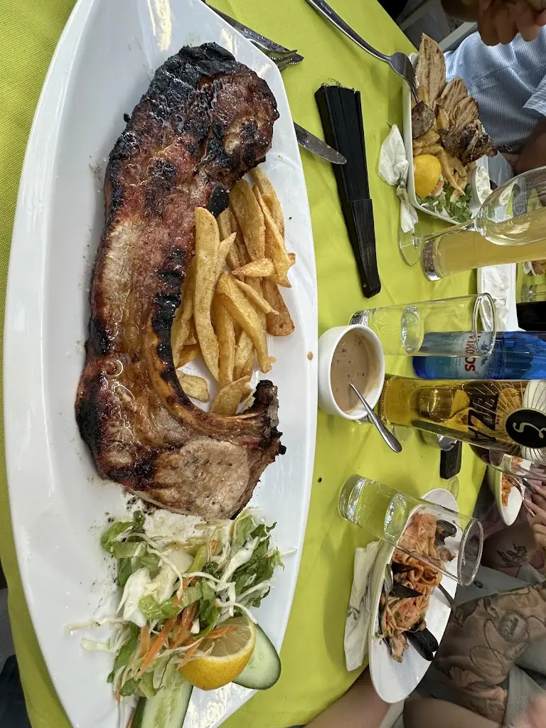 Menü_Angelos Restaurant_Darátsos_Bild_8