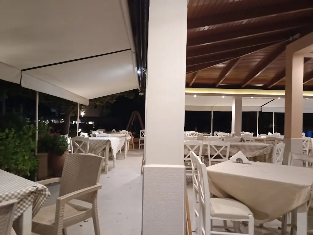 PERGOLA_Darátsos_slider_image_3