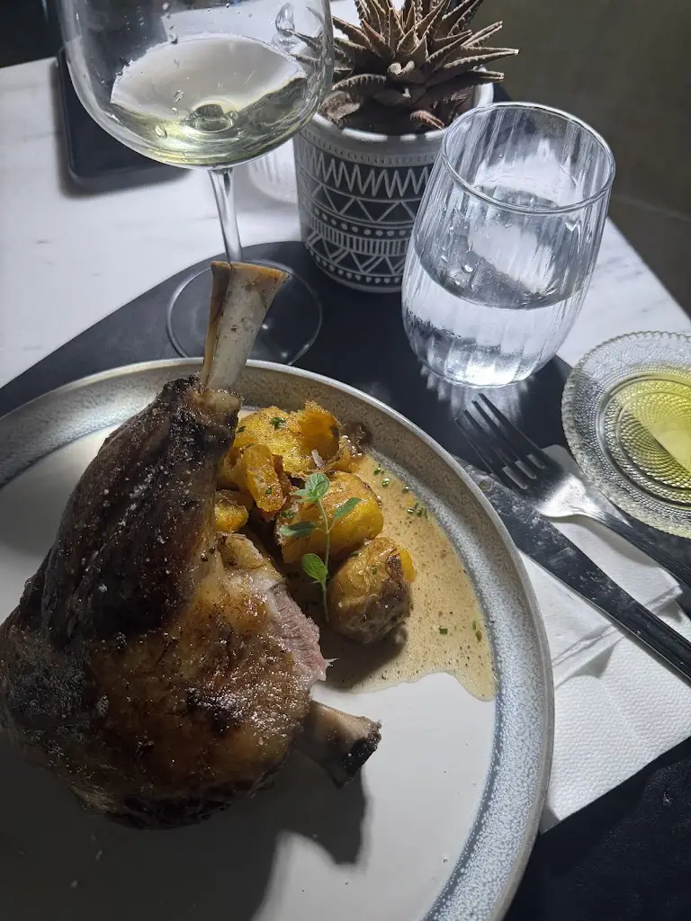 Ambrosia Wine & Dine / Zeus Village Resort - Adults Only_Darátsos_slider_image_3