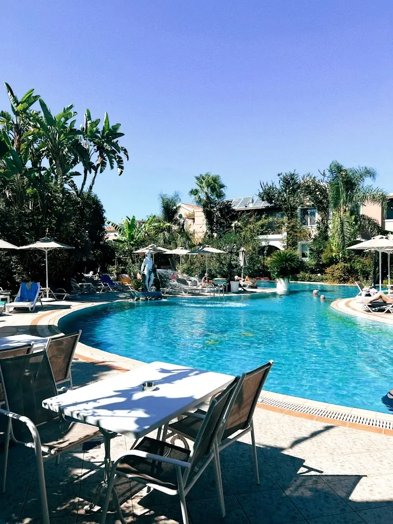 Iulia Avram_Artemis Restaurant_Darátsos_Bewertung