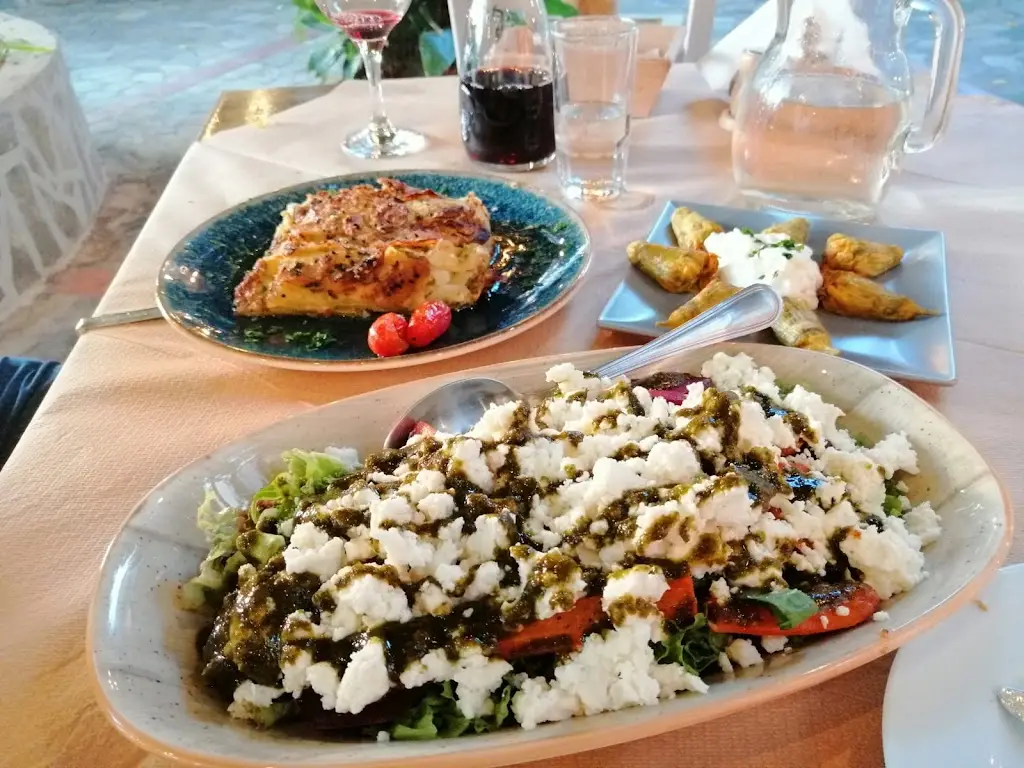 Menu_Roots_Darátsos_image_9