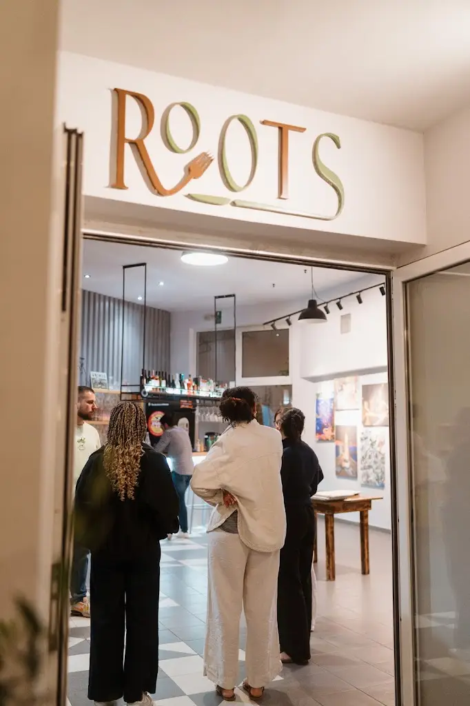 Roots Restaurant in Darátsos