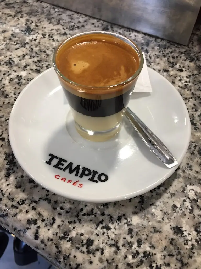 Menu_Anna's Taverna_Darátsos_image_8