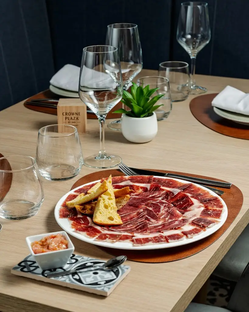 FooDDrink Olous_Eloúnda_slider_image_2