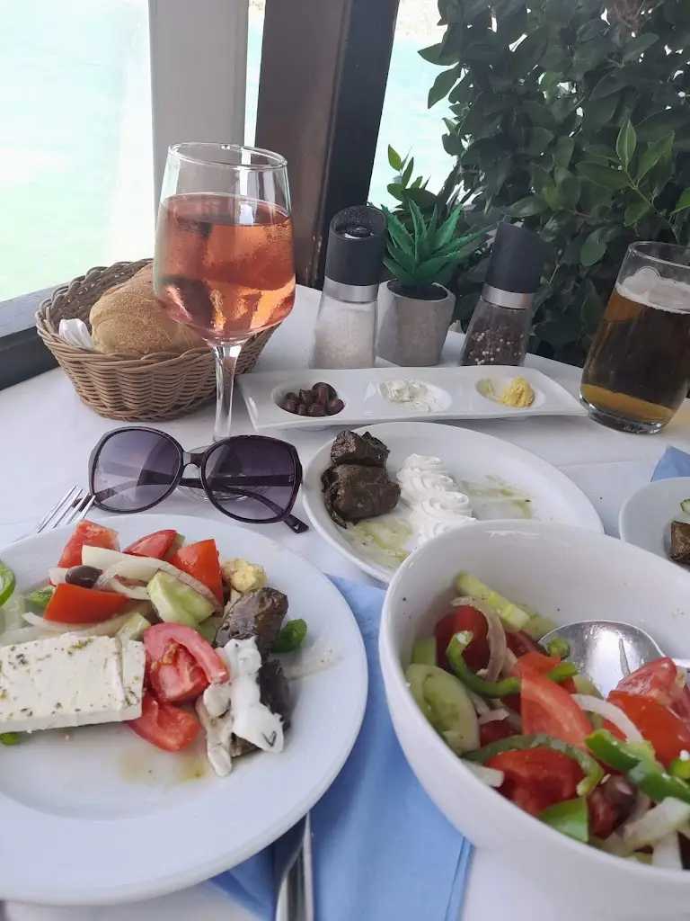 Menu_Poulis, N. J., S.A._Eloúnda_image_5