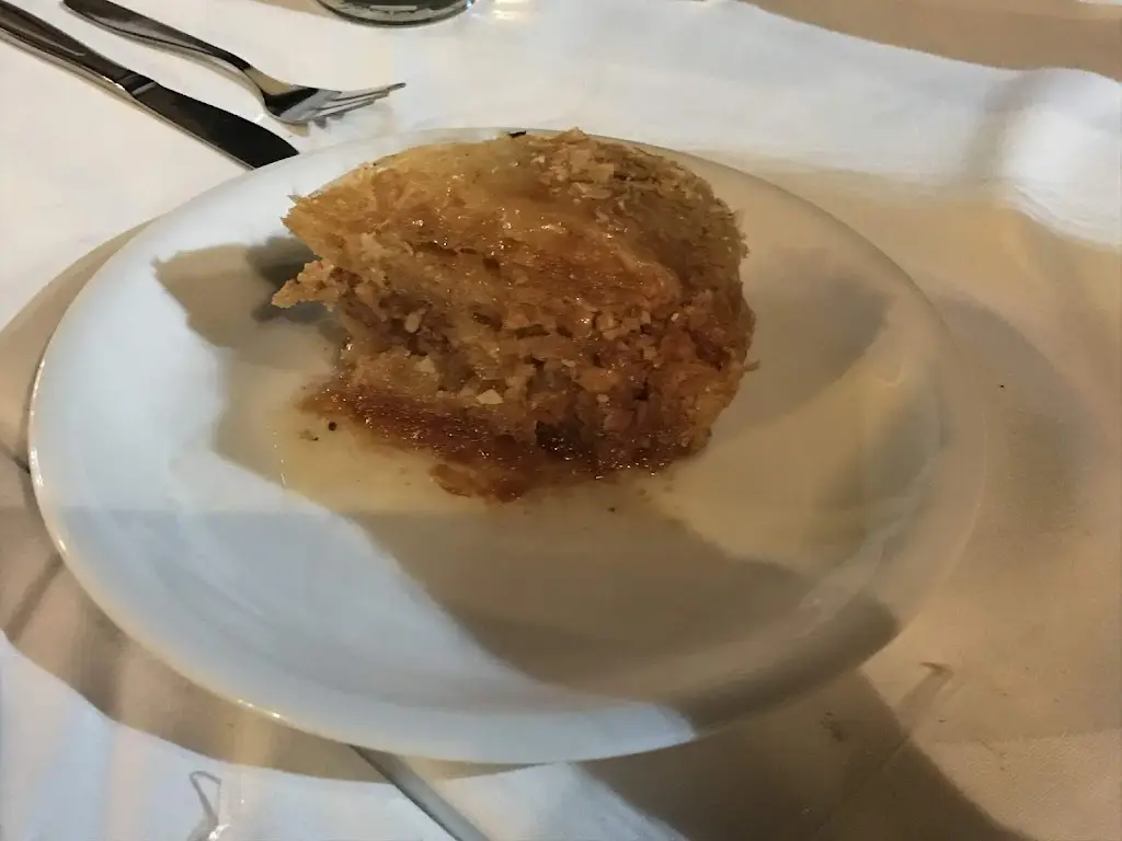 A RedSun_Taverna Leonidas_Eloúnda_review