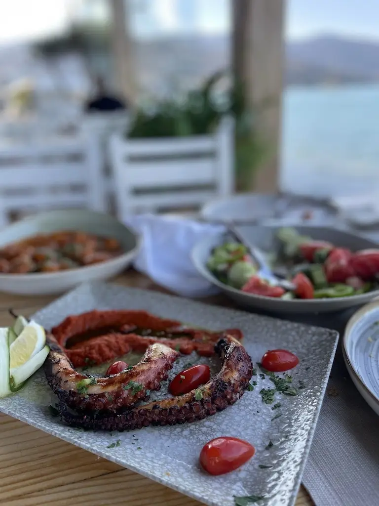 Menü_ERGOSPASIO RESTAURANT_Eloúnda_Bild_5