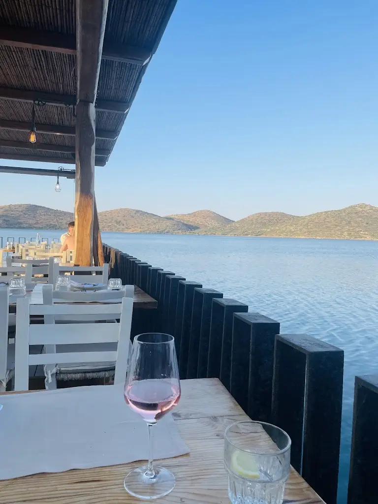 Kerstin Zirli_ERGOSPASIO RESTAURANT_Eloúnda_Bewertung