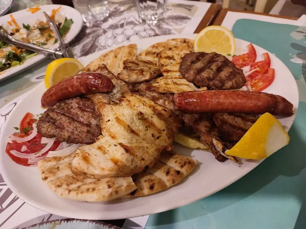 Menu_Ambrosia Taverna_Goúrnes_image_9