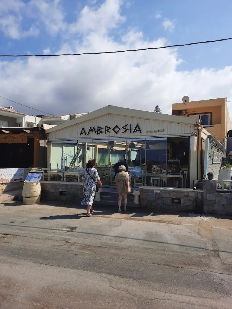 Ambrosia Taverna_Goúrnes_slider_image_3