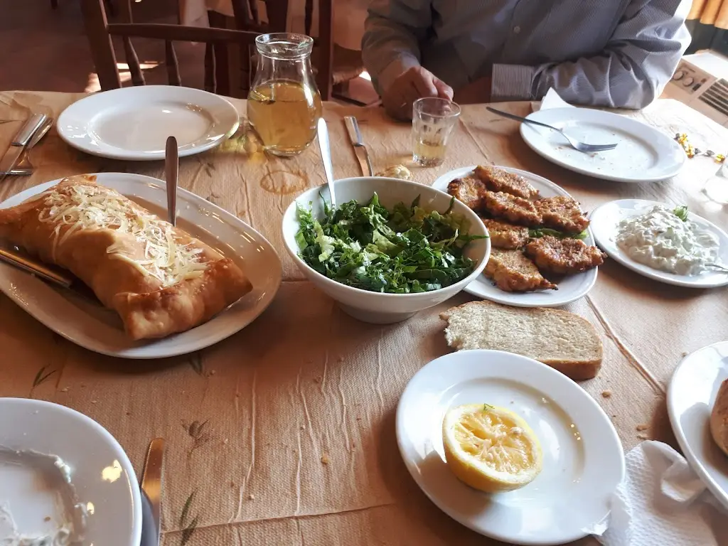 Aimilia Peppa_The good wine_Grammatikó_reseña