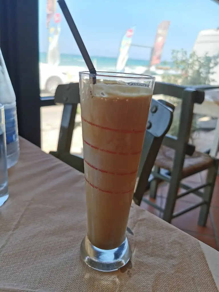 Menü_Tavern Paximadi_Goúrnes_Bild_7