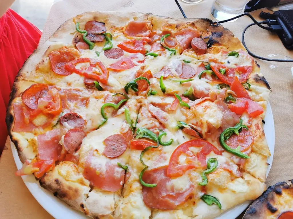 Menü_Tavern Paximadi_Goúrnes_Bild_8