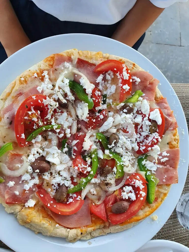 Menü_Asteria Garden Restaurant_Goúrnes_Bild_9