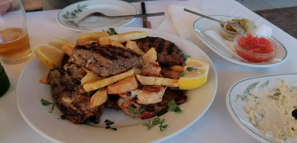 Menu_Ταβέρνα ΚΡΗΤΕΣ_Goúrnes_image_8