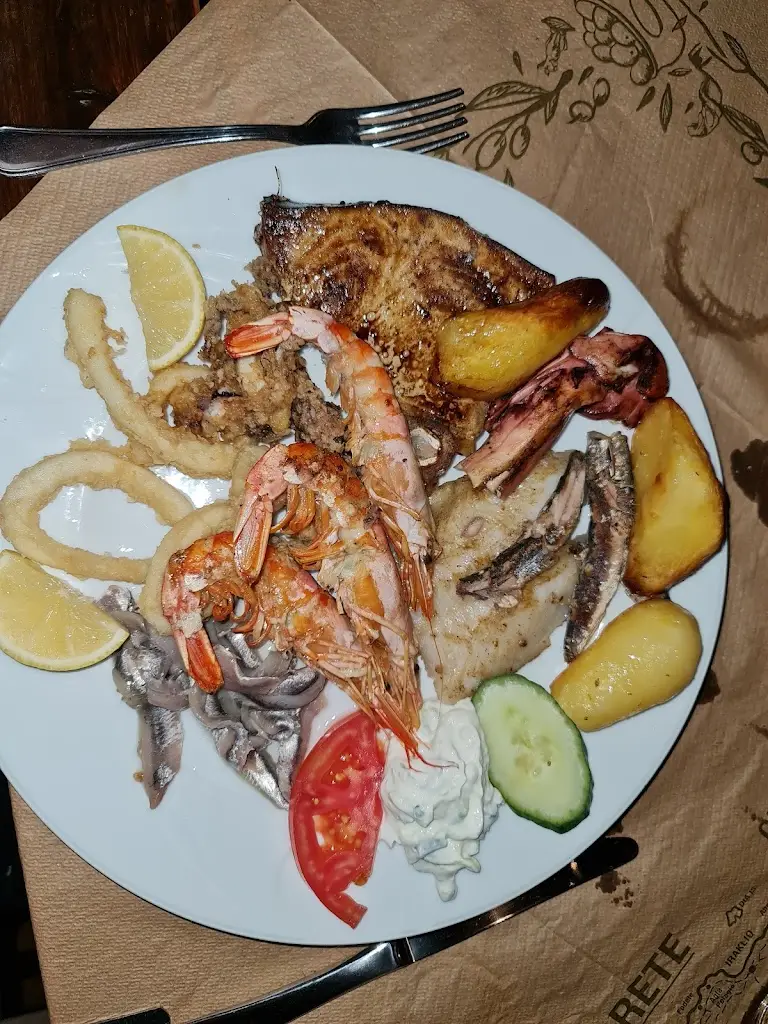 Menü_SPYROS TAVERNA_Goúrnes_Bild_6