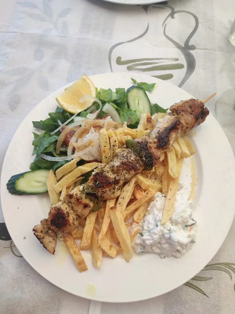 Menu_Kyknos Family Taverna_Goúrnes_immagine_6