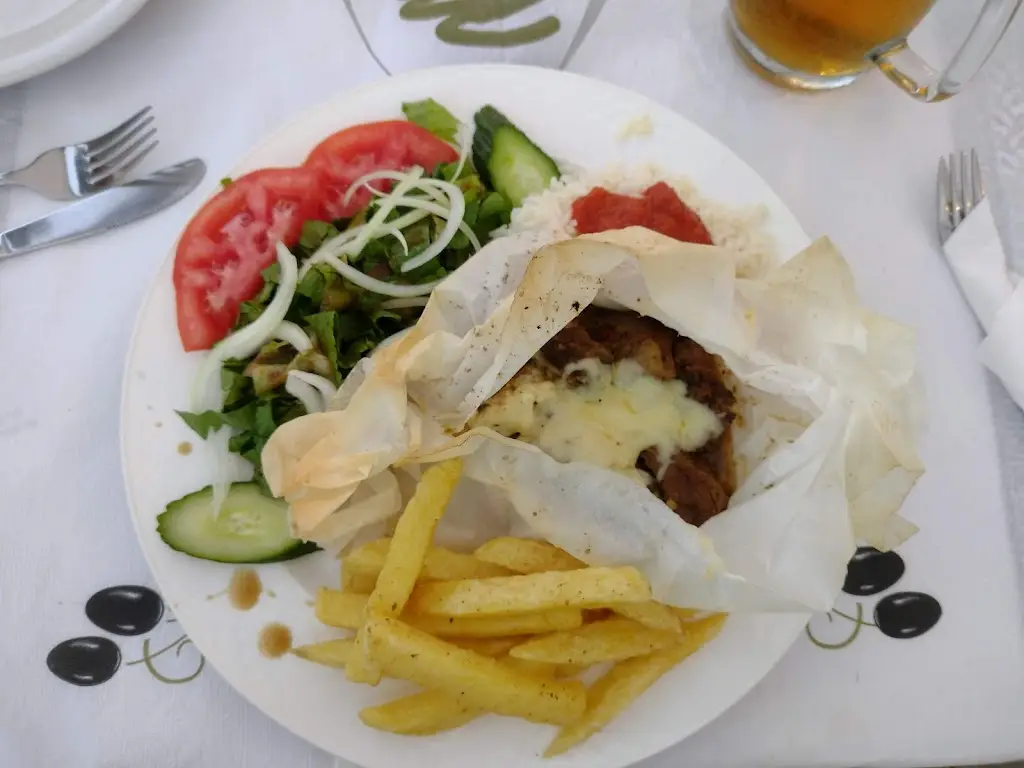 Menu_Kyknos Family Taverna_Goúrnes_immagine_8