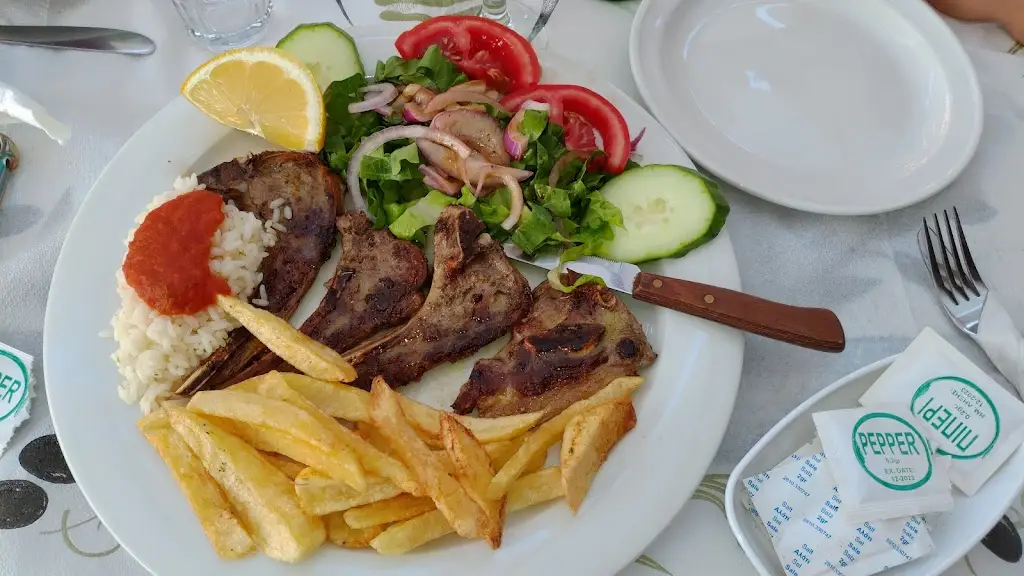 Menu_Kyknos Family Taverna_Goúrnes_immagine_9