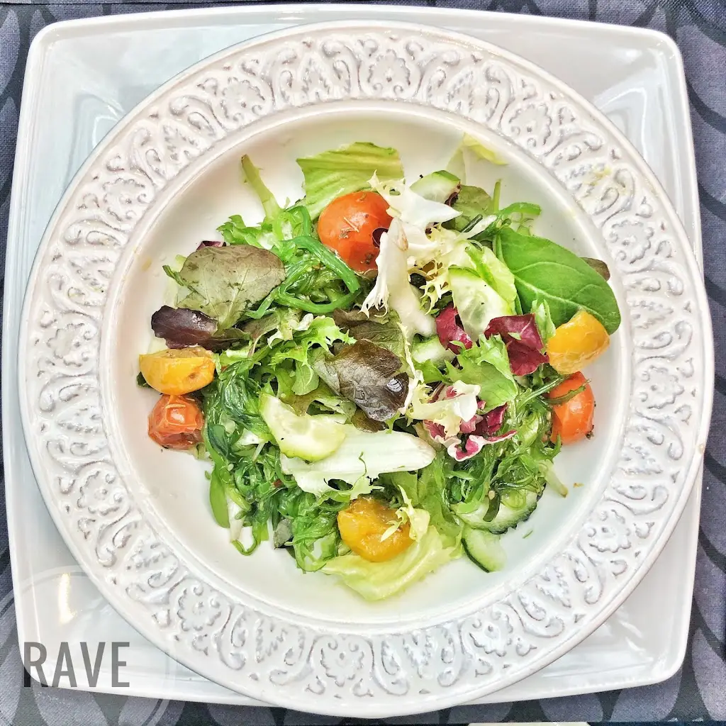 Georgia Hodder_Limanaki restaurant_Goúrnes_review