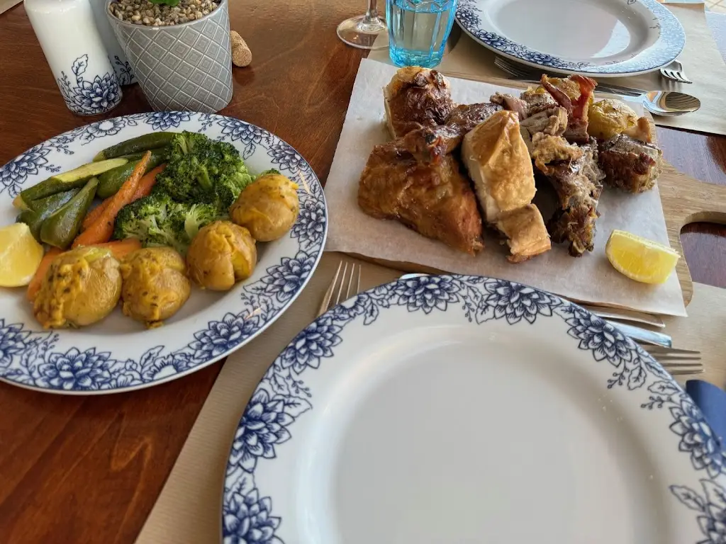 Bettina Hahn Andersen_Taverna_Geráni_review