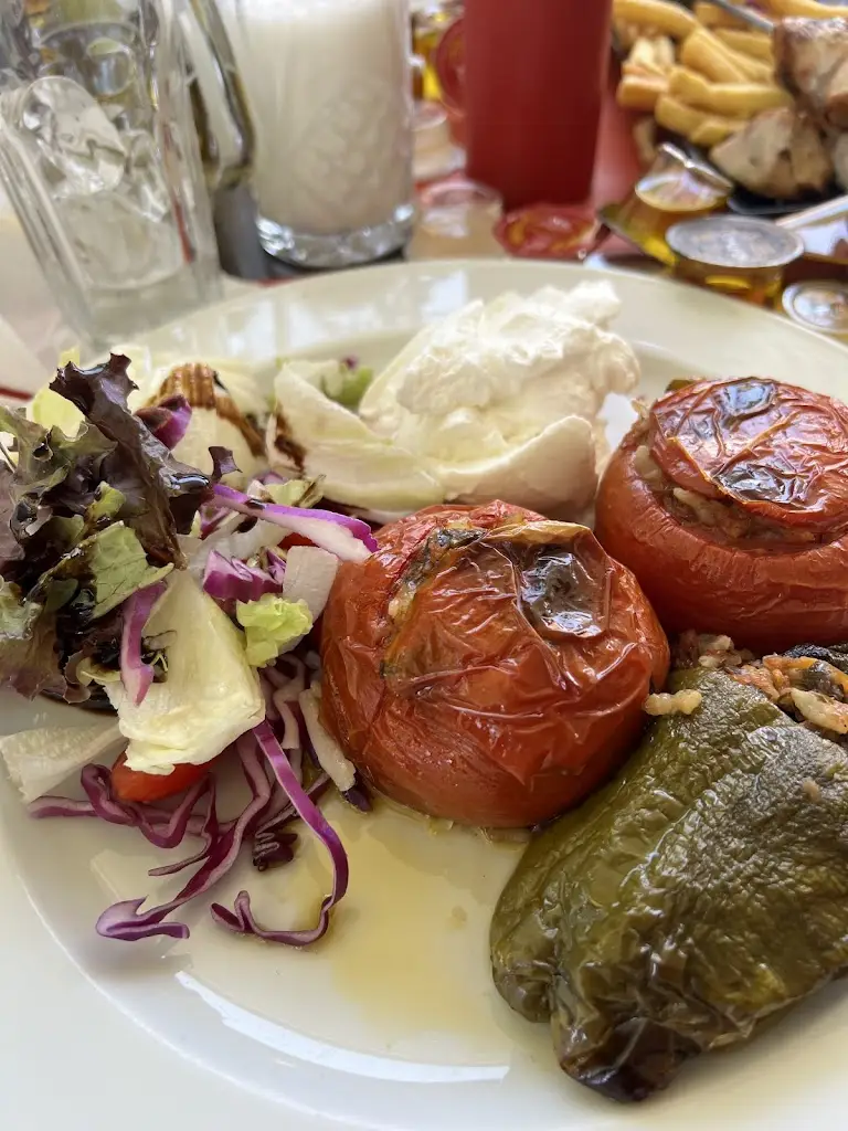 Menü_Lito pool bar & restaurant_Geráni_Bild_3