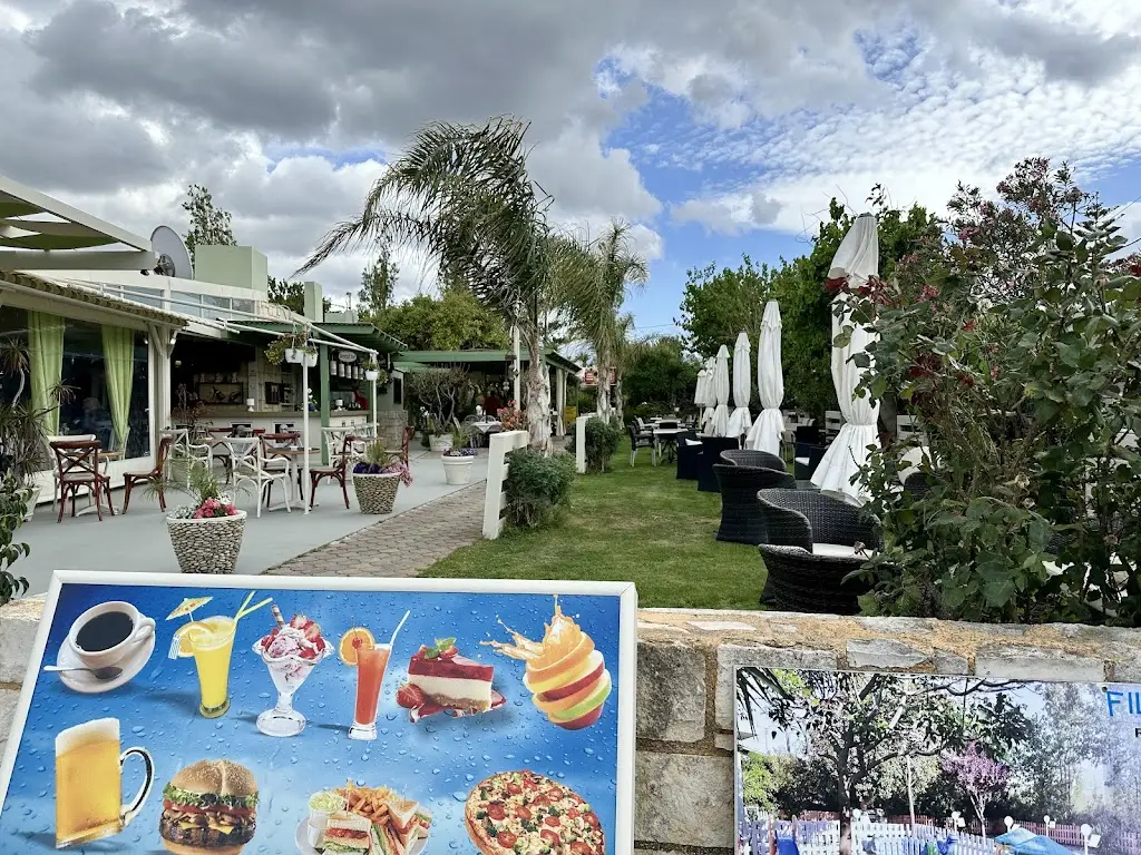 Ann Christin Sleveland_Filosofos Restaurant_Geráni_review