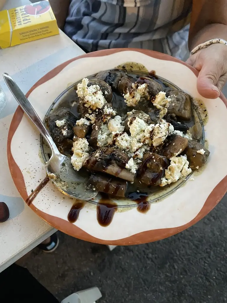 Menu_Στου Μαρκουλακη at Markoulakis_Geráni_immagine_7