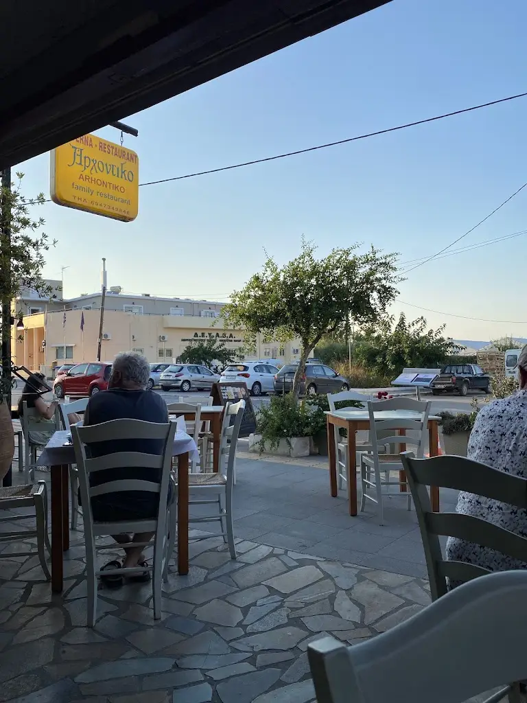 John Manuel Tawatao_Arhontiko_Geráni_Bewertung