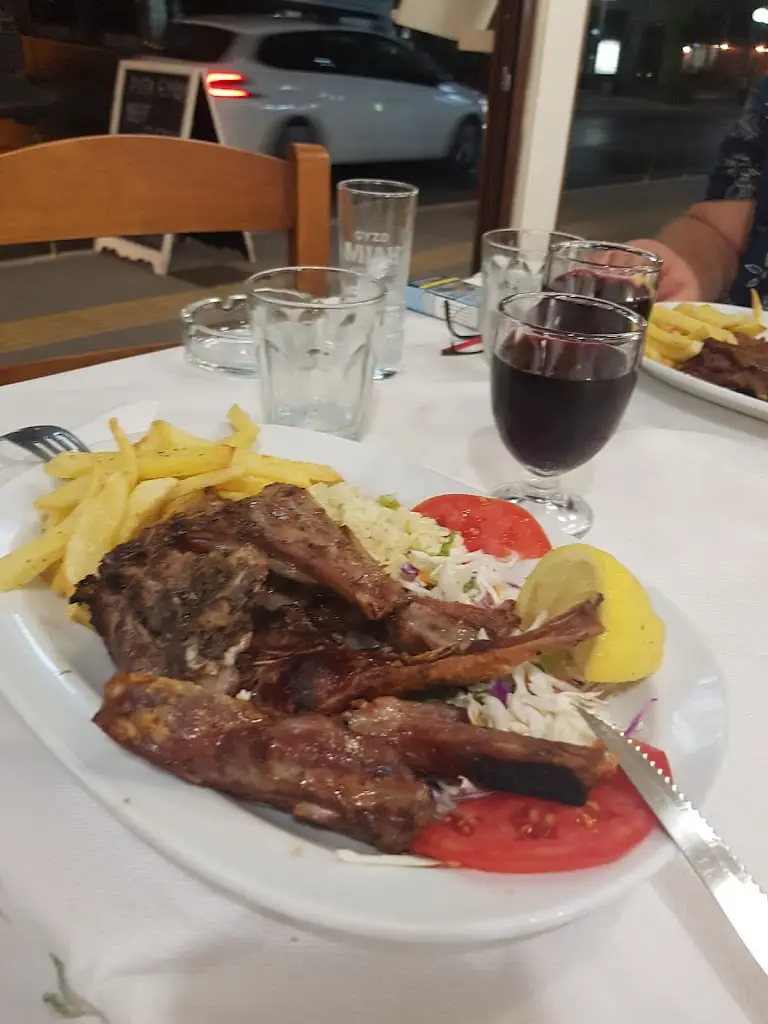 Menu_Small Paradise Grill House_Geráni_image_9