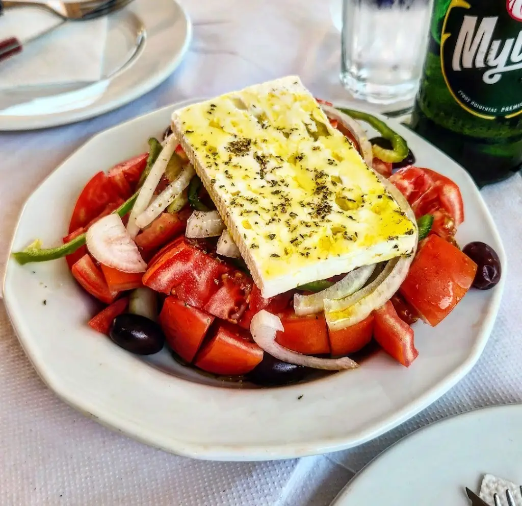 Small Paradise Grill House_Geráni_slider_image_3