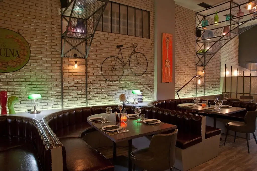 L' Angolo Cucina Italiana Gerakas Restaurant in Gérakas