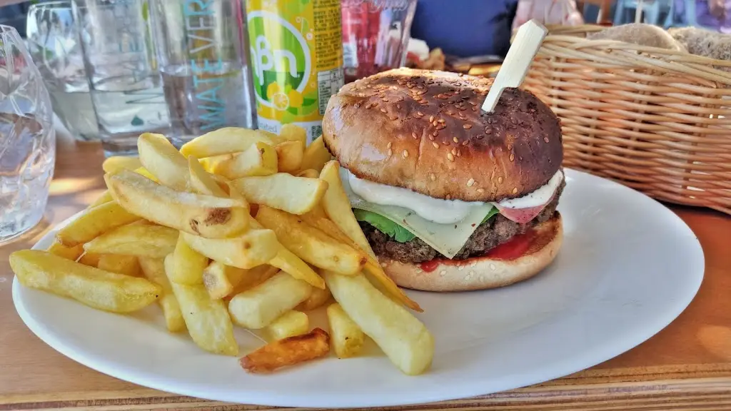 Menu_Κυανή Ακτή Ταβέρνα (1957) - Nικόλαος Βλαμάκης_Kalýves_image_7