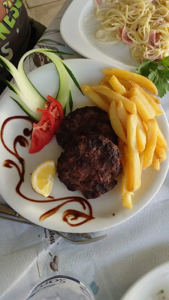 Menü_Gialós_Kalýves_Bild_5