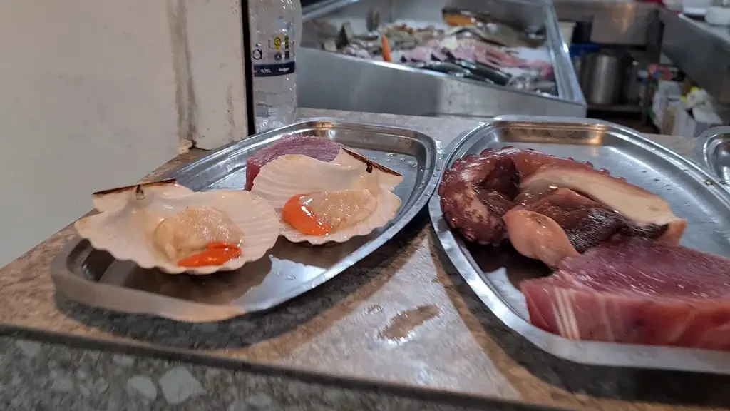 Poseidon seafood restaurant_Georgioupolis_slider_image_2